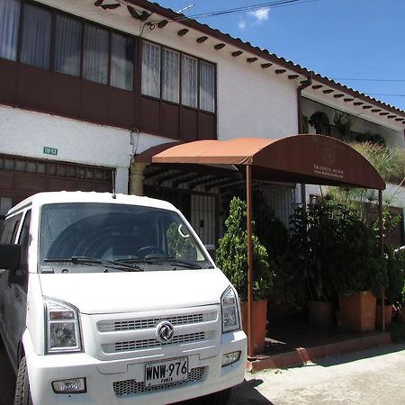 Casa De Huespedes Shalom Victoria Hostal Bogotá Exterior foto