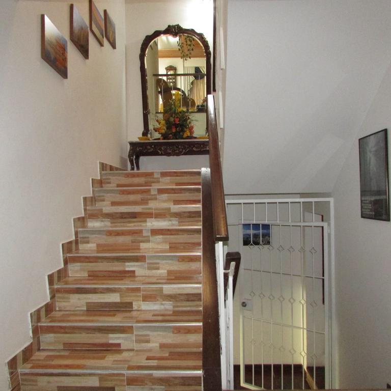 Casa De Huespedes Shalom Victoria Hostal Bogotá Exterior foto